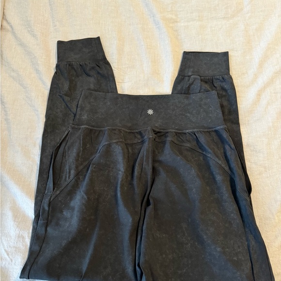 Salutation High Rise Joggers - Picture 3 of 4